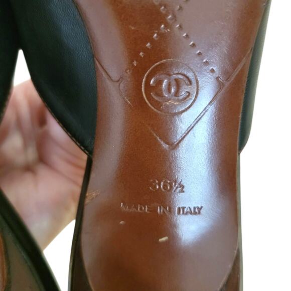 Chanel Vintage Black Leather CC Logo Kitten Heel Slip-On Mules 36.5 6 Heels - Picture 11 of 15